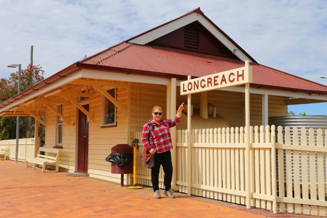 Longreach railway station