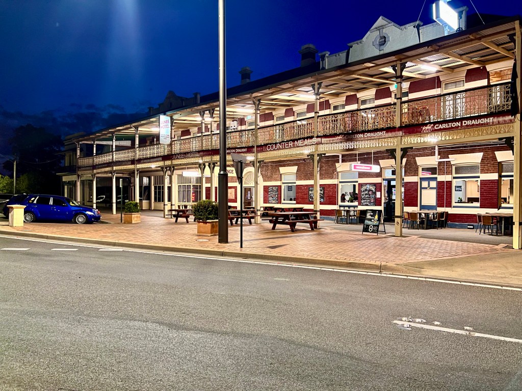 Junee Pub